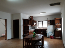 Te renoveren woning in Lameiras