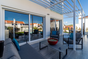 Modern huis in een rustige woonwijk in Lagoa de Albufeira, Lissabon