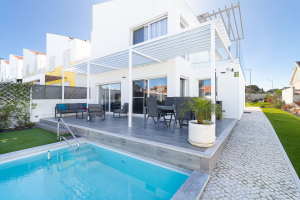 Modern huis in een rustige woonwijk in Lagoa de Albufeira, Lissabon